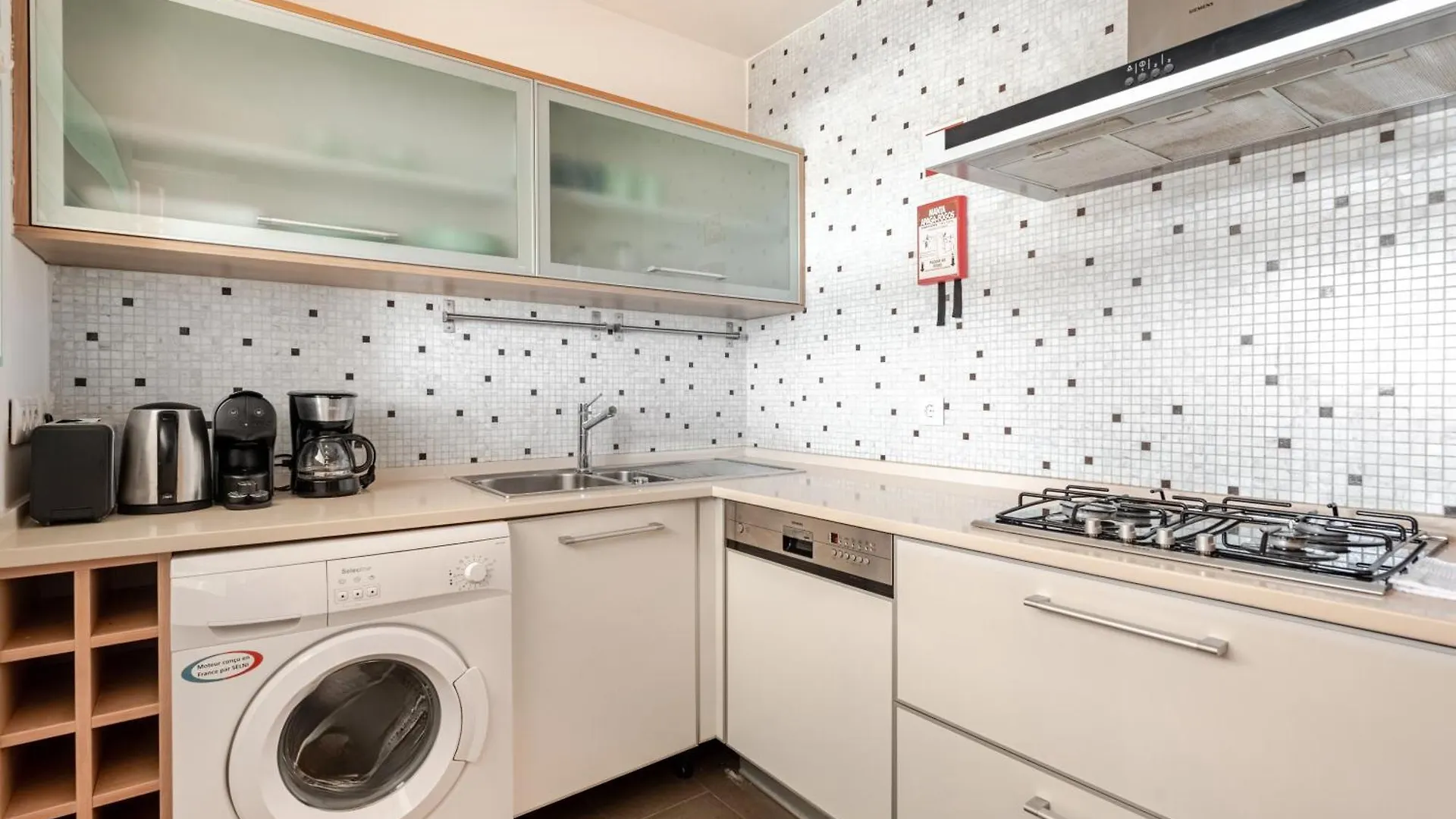 Wonderful Apartment At Jardim Do Tabaco 50904 Al Lisbona